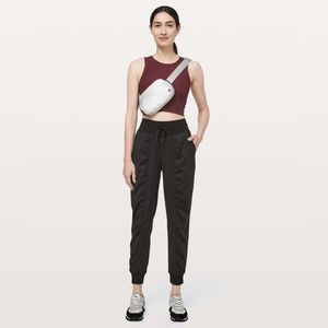 Lululemon Dance Studio Jogger *29" in Black